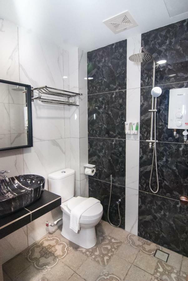 Good 9 Hotel - Bukit Dahlia Johor Bahru Eksteriør billede